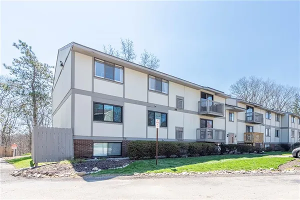 $115,000 | 505 Hunters Path Road, Unit 23, Bridgeville, PA 15017