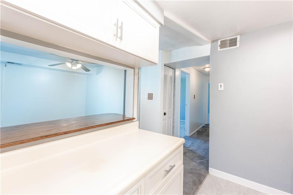 505 Hunters Path Road, Unit 23 Bridgeville, PA 15017 - Photo 5 of 22