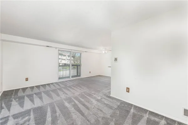 $115,000 | 505 Hunters Path Road, Unit 23, Bridgeville, PA 15017