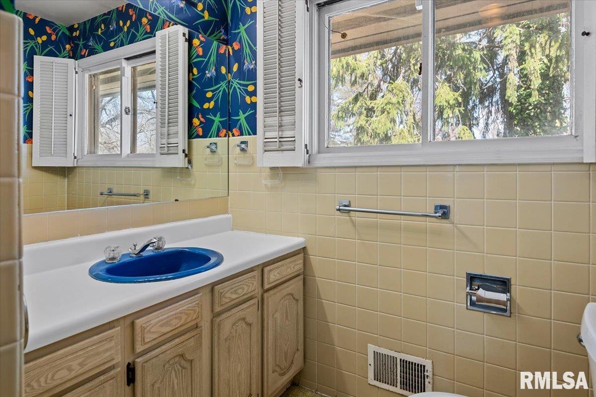 65 Linden Lane Springfield, IL 62712 - Photo 15 of 46