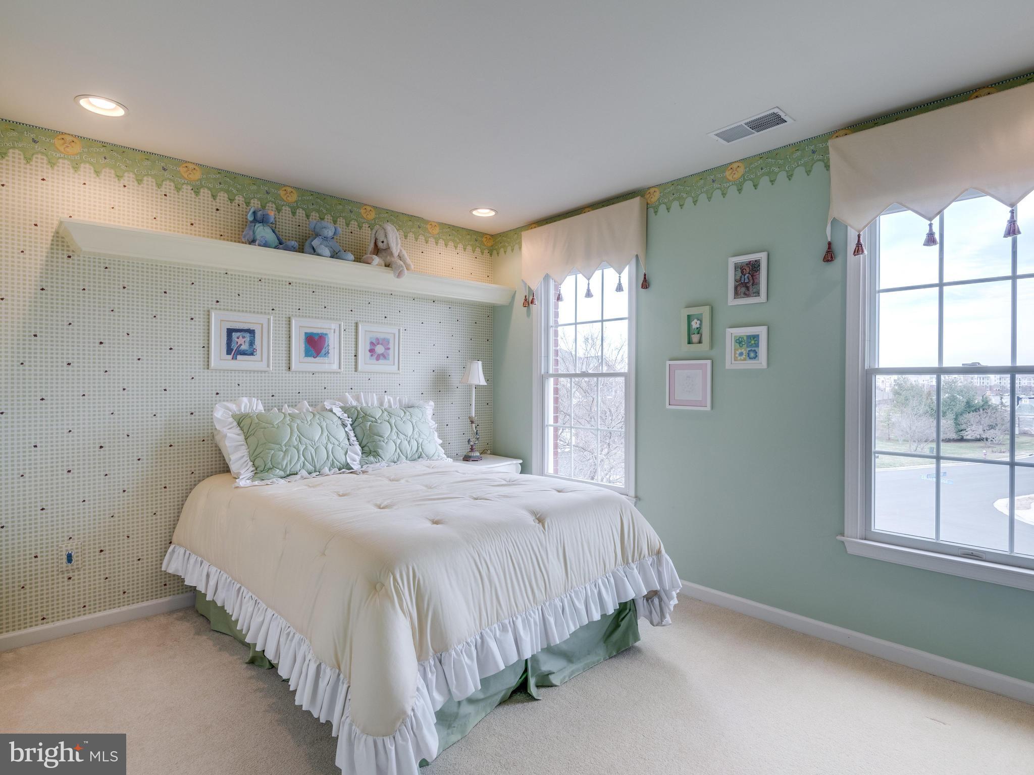22612 Conklin Ridge Court Ashburn, VA 20148 - Photo 19 of 30 Bedroom 3