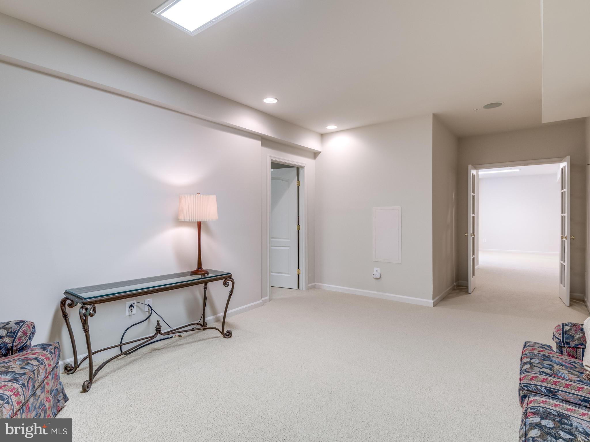 22612 Conklin Ridge Court Ashburn, VA 20148 - Photo 25 of 30 Sitting Room