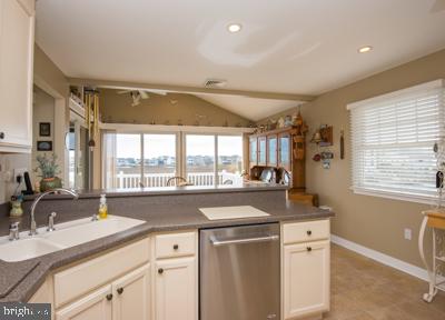 46 Kansas Road Tuckerton, NJ 08087 - Photo 18 of 47 COUNTRY GOURMET KITCHEN 3