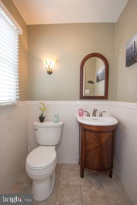 46 Kansas Road Tuckerton, NJ 08087 - Photo 28 of 47 2ND FLOOR HALF BATH WITH DEN