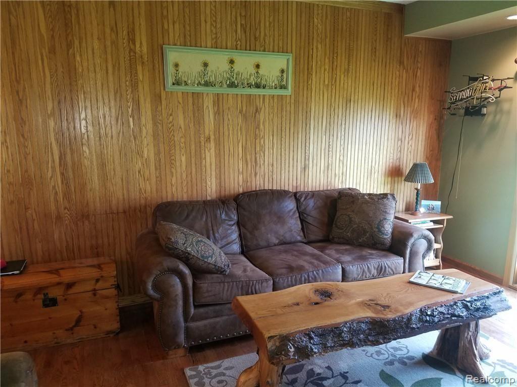 8218 Shipman Road Corunna, MI 48817 - Photo 17 of 26 family room 4.jpg