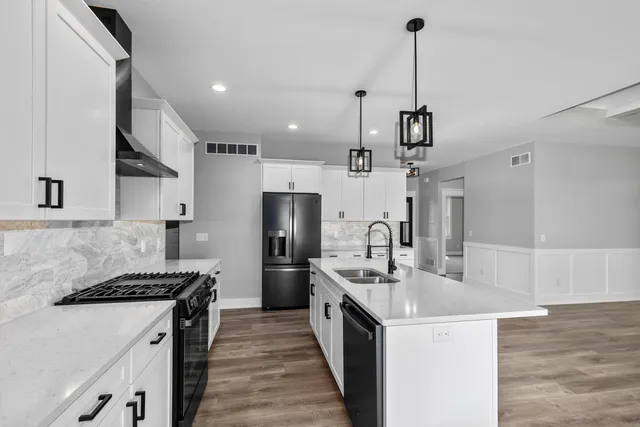 $749,000 | 4401 Greenly Street, Hudsonville, MI 49426