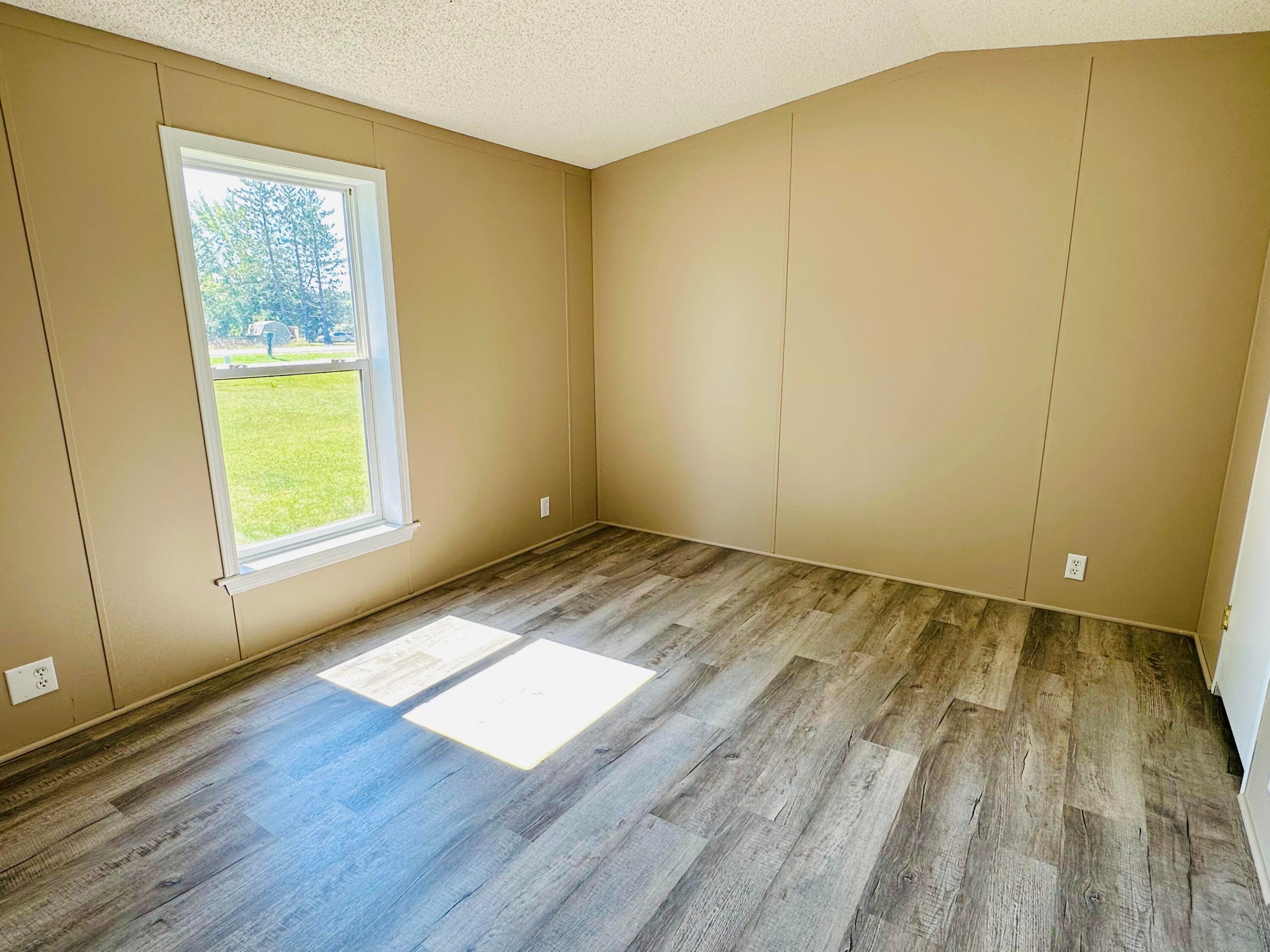 6040 North Black River Road Cheboygan, MI 49721 - Photo 10 of 17 Gallery Image 10