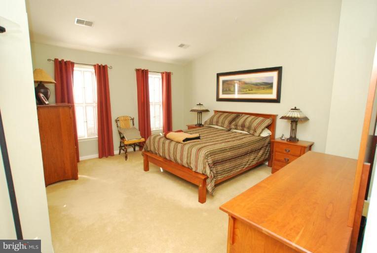 480 Tschiffely Square Road Gaithersburg, MD 20878 - Photo 9 of 25 Master Bedroom