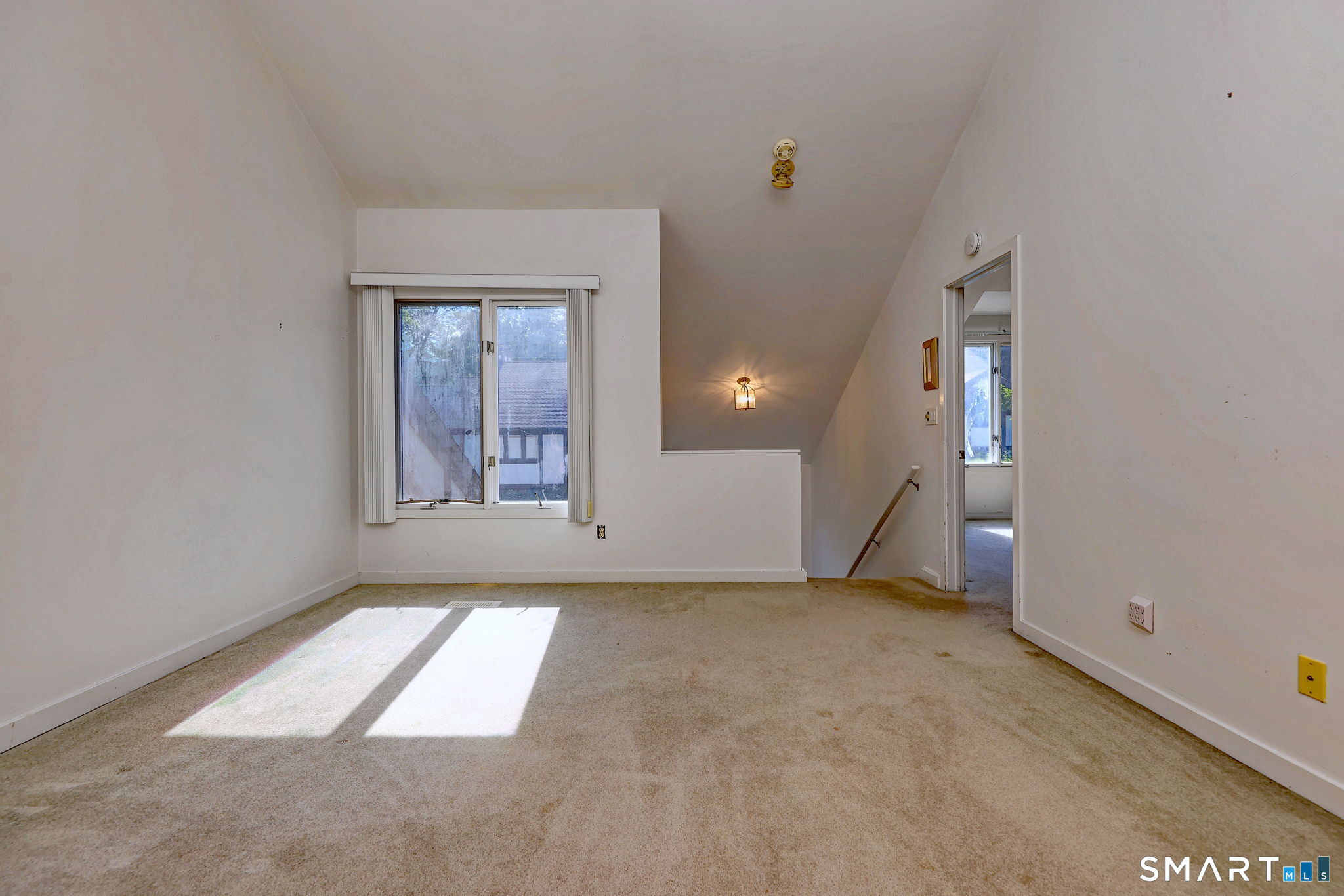 690 Forest Road, Unit 382 West Haven, CT 06516 - Photo 27 of 37