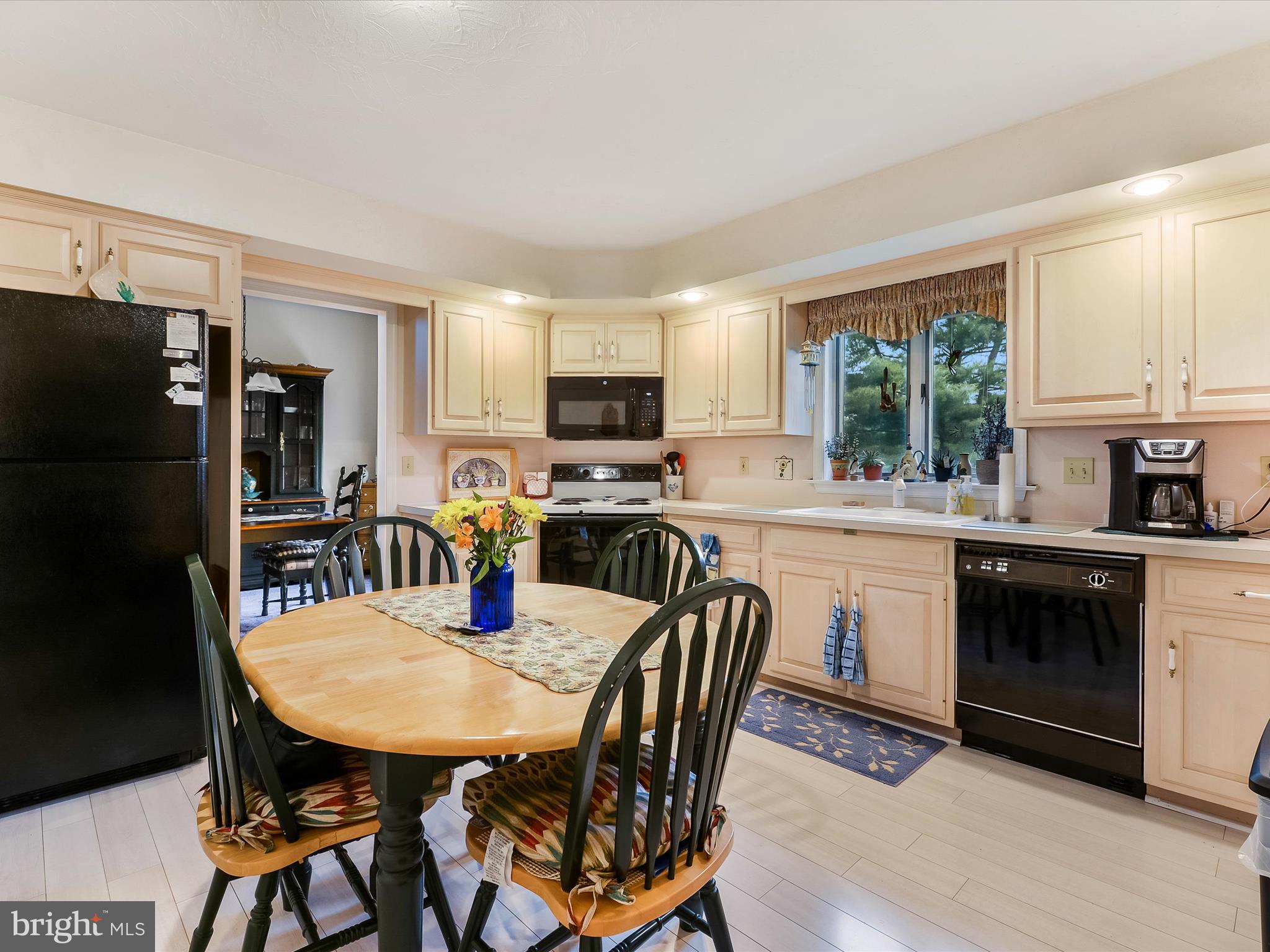 14 Ream Road Stevens, PA 17578 - Photo 15 of 39 Kitchen
