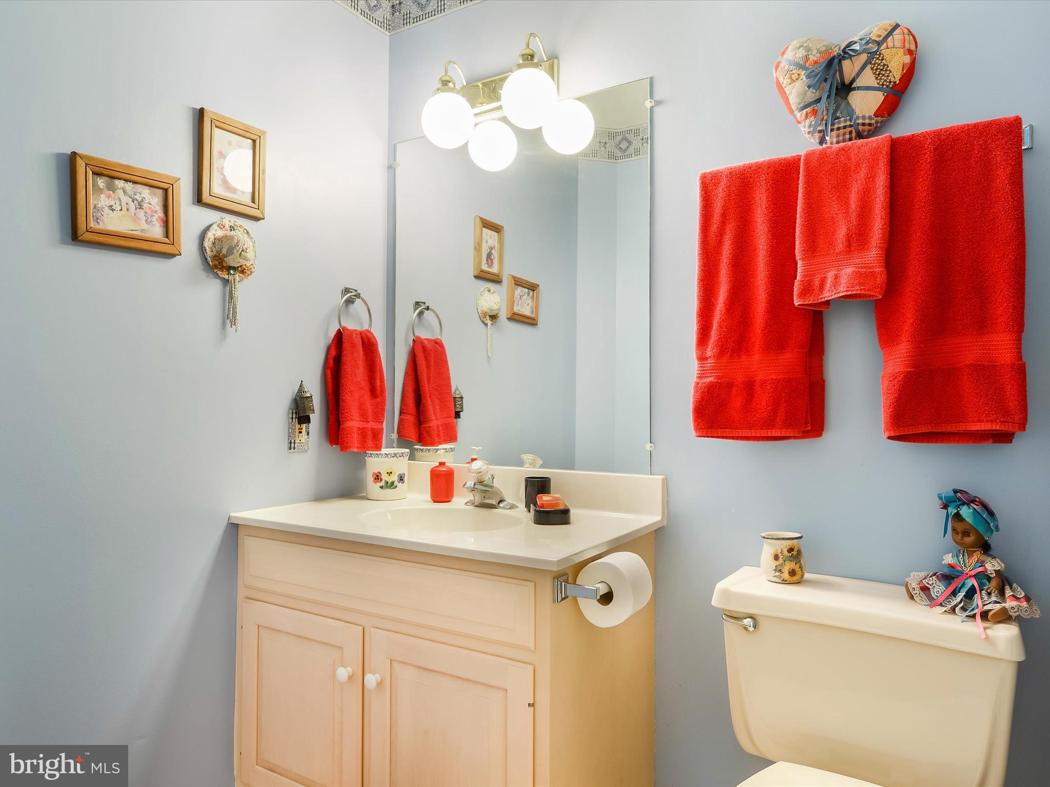 14 Ream Road Stevens, PA 17578 - Photo 25 of 39 Upstairs Bathroom