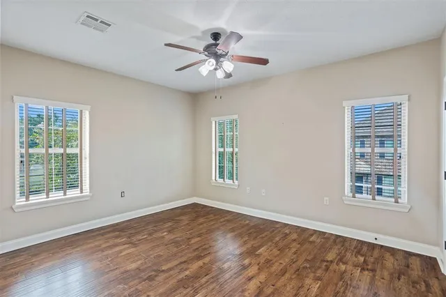 $1,400 | 5017 South Prien Lake Road, Lake Charles, LA 70605