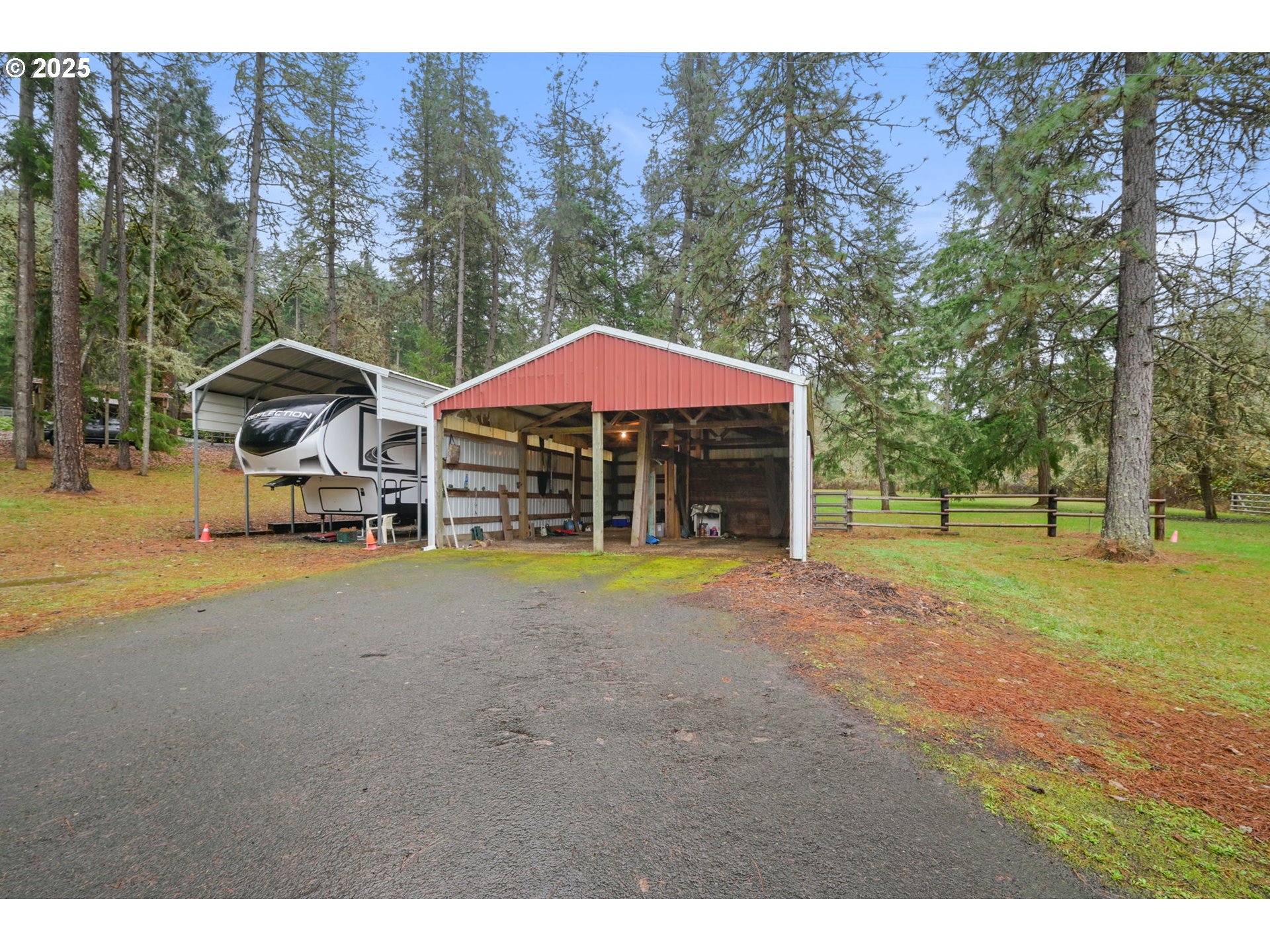 28198 Briggs Hill Road Eugene, OR 97405 - Photo 5 of 47 Barn