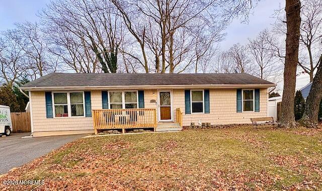 25 Chain Boulevard Bayville, NJ 08721 - Photo 1 of 1 Front of home