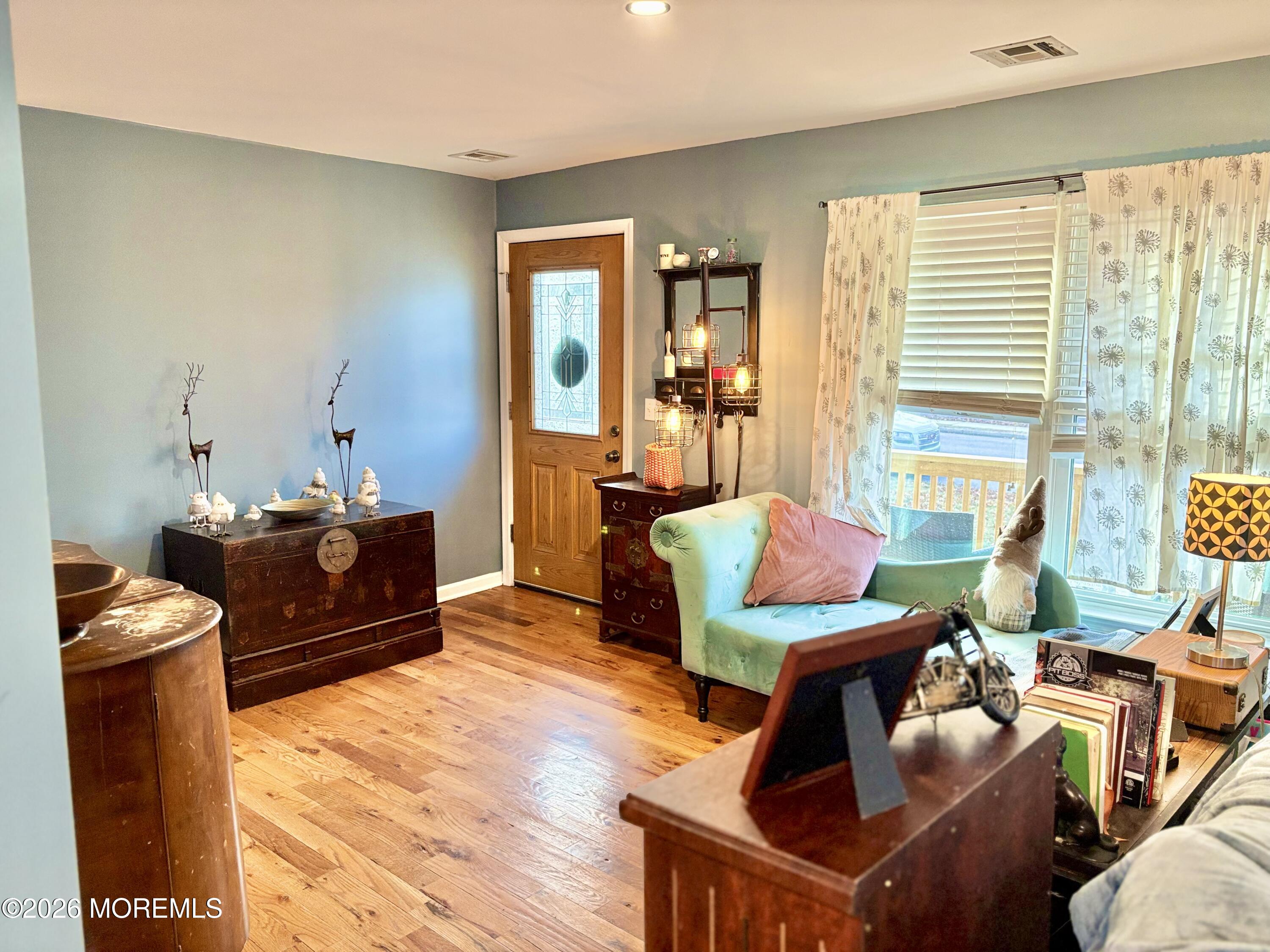 25 Chain Boulevard Bayville, NJ 08721 - Photo 5 of 17 IMG_9032