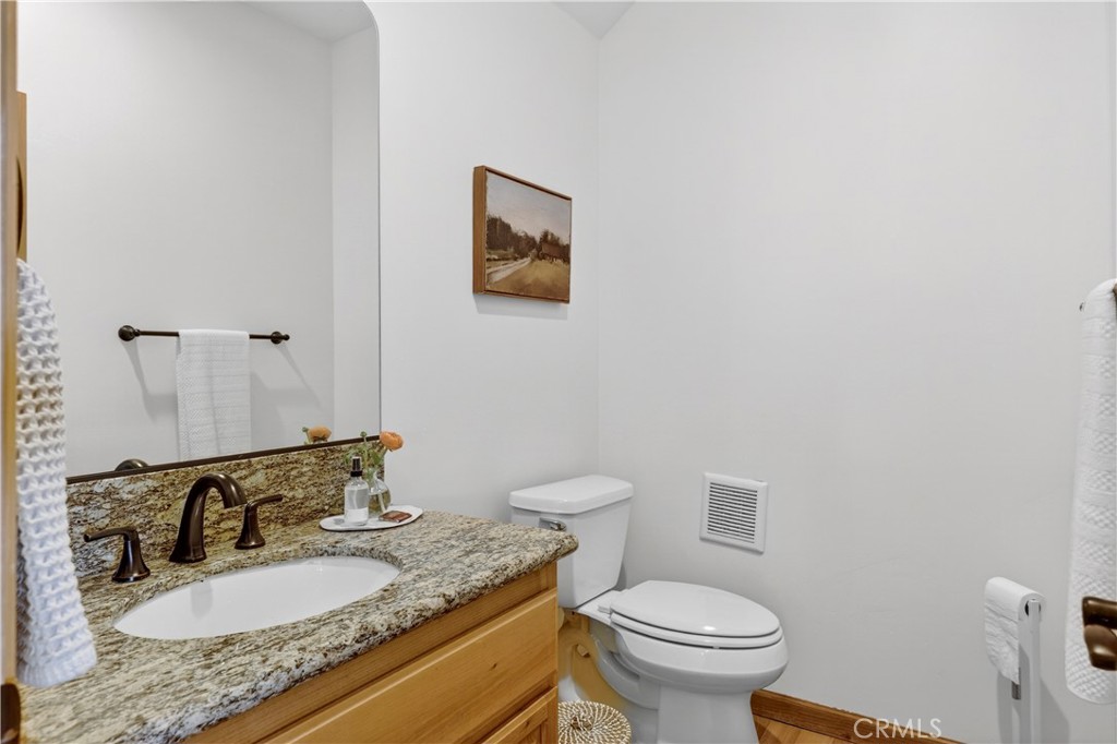 26850 Inyo Court Lake Arrowhead, CA 92352 - Photo 16 of 34