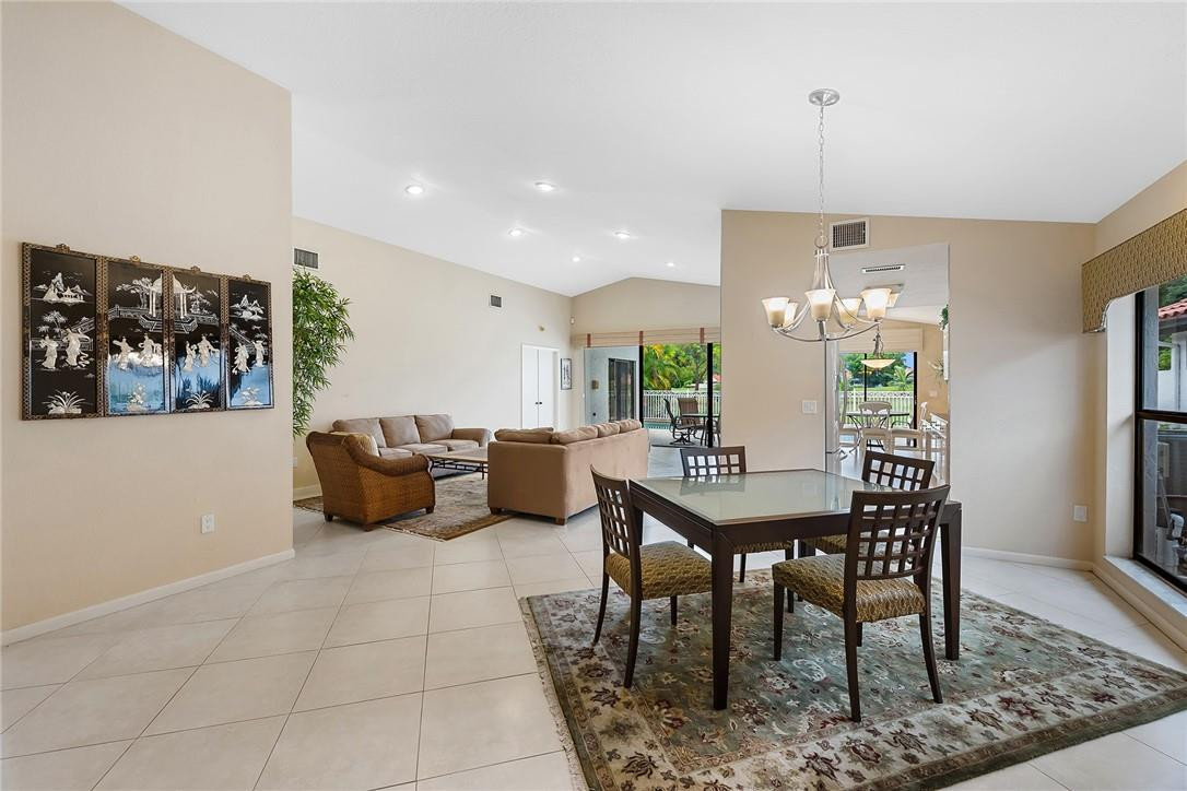 10216 Sunset Bend Drive Boca Raton, FL 33428 - Photo 5 of 24 Living Area