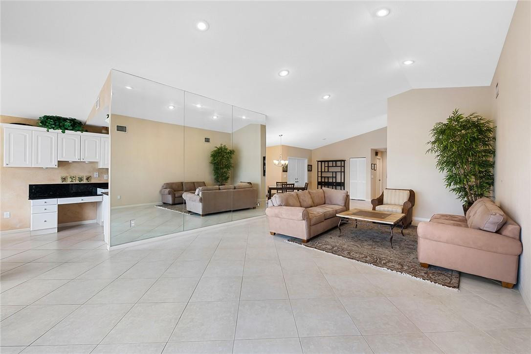 10216 Sunset Bend Drive Boca Raton, FL 33428 - Photo 6 of 24 Living Area