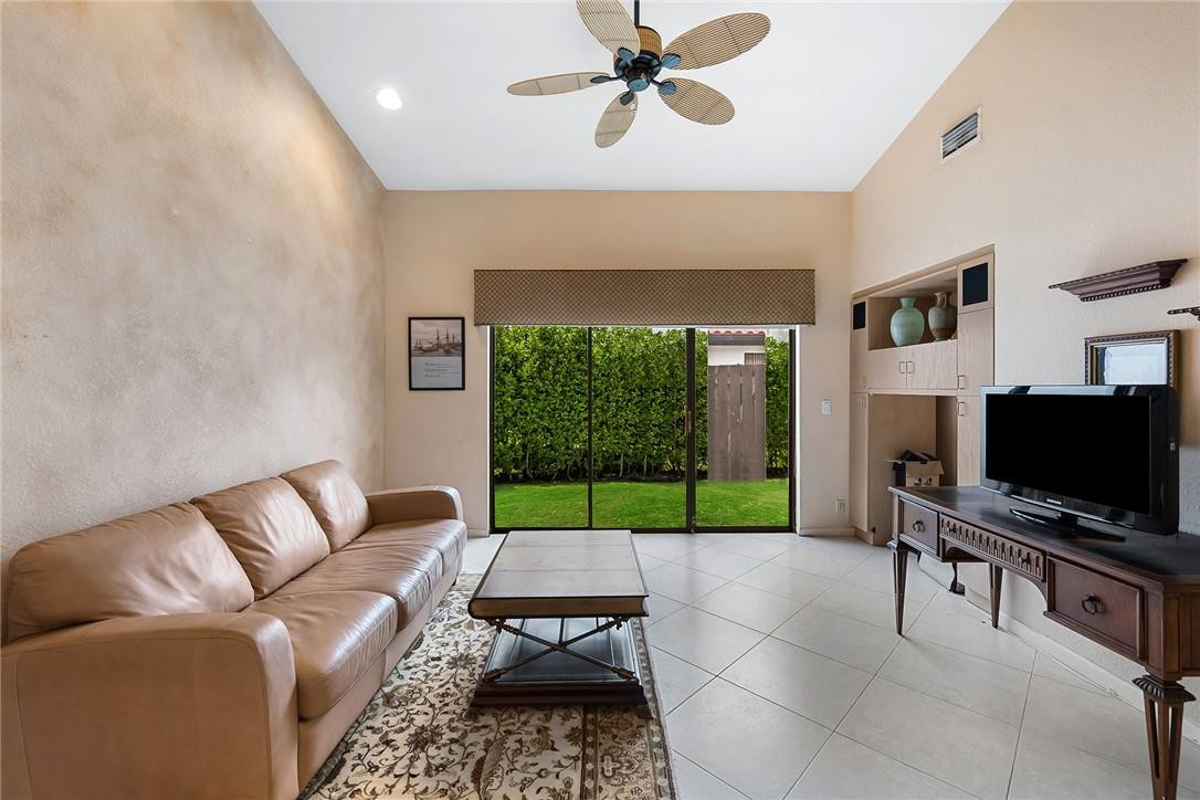 10216 Sunset Bend Drive Boca Raton, FL 33428 - Photo 9 of 24 Den/Office