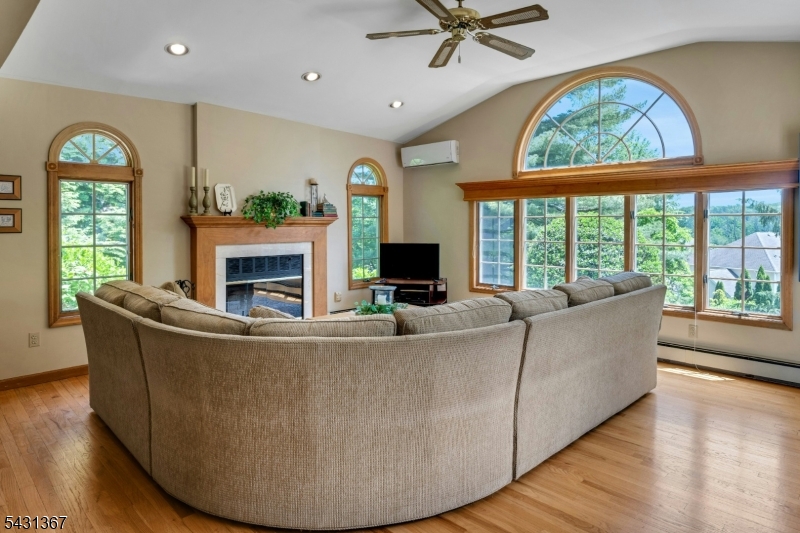 368 Franklin Road Denville, NJ 07834 - Photo 8 of 26