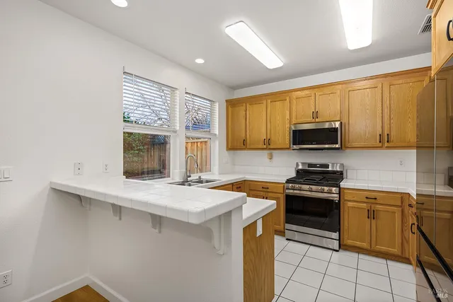 $799,000 | 2023-2025 Northfield Drive, Santa Rosa, CA 95403