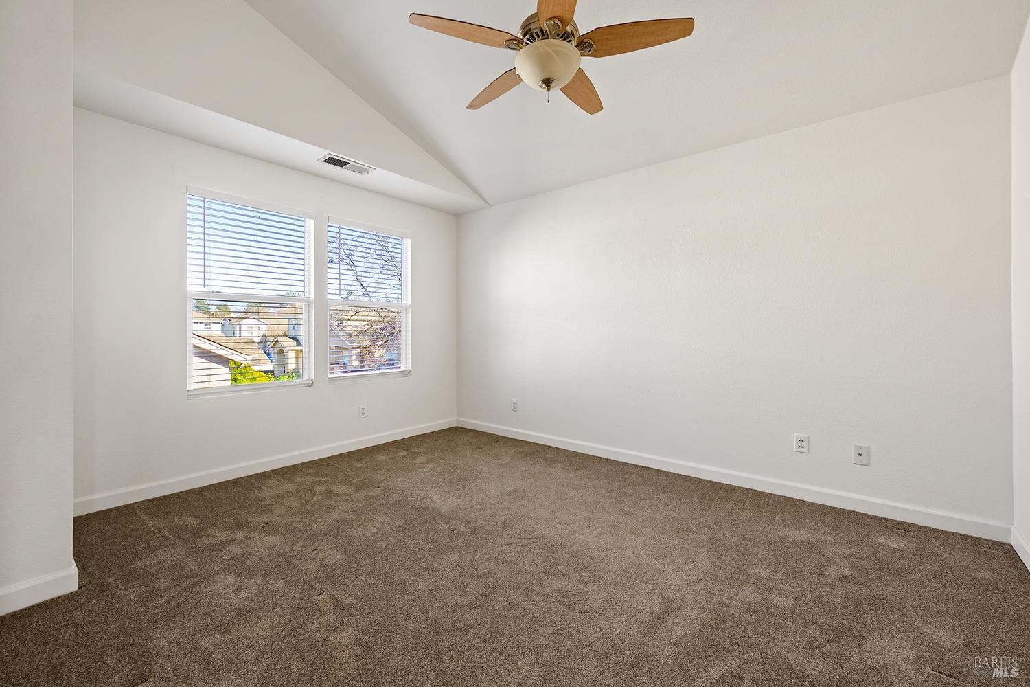 2023-2025 Northfield Drive Santa Rosa, CA 95403 - Photo 16 of 39