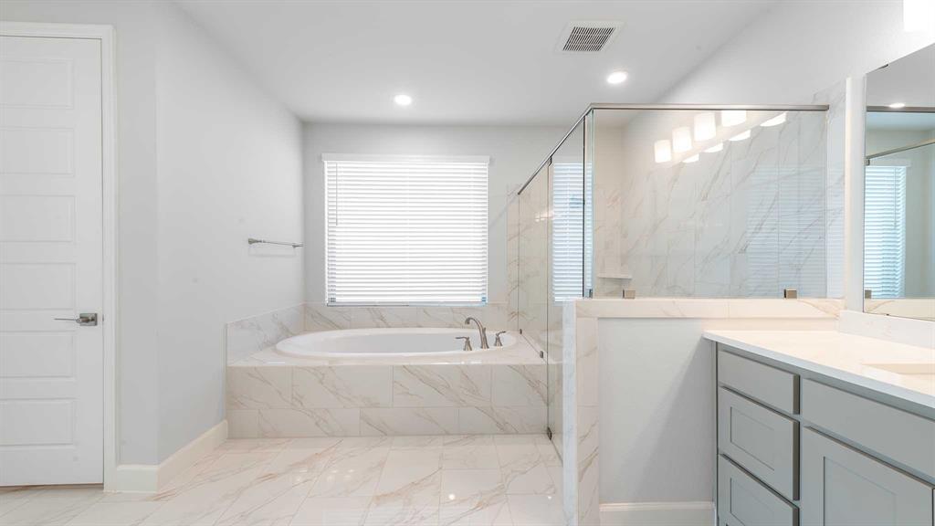 10437 Terrapin Road Fort Worth, TX 76126 - Photo 12 of 23