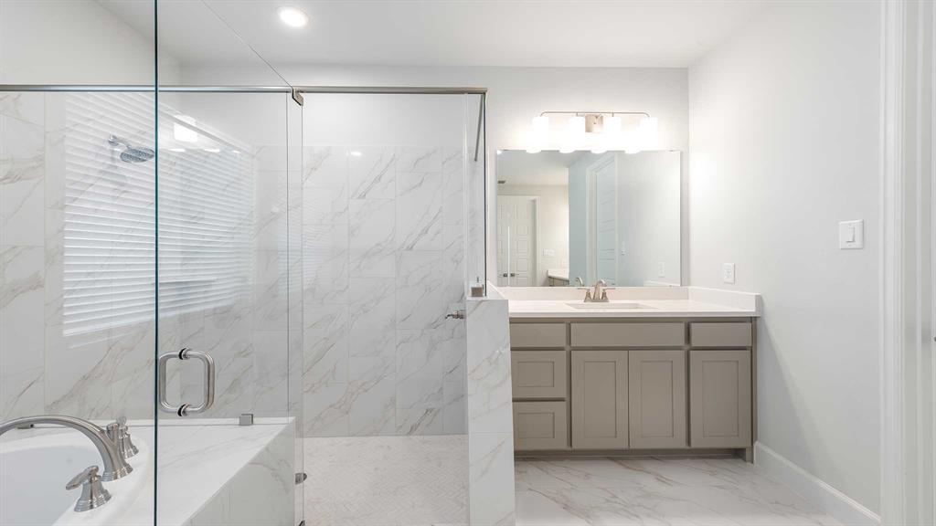 10437 Terrapin Road Fort Worth, TX 76126 - Photo 13 of 23