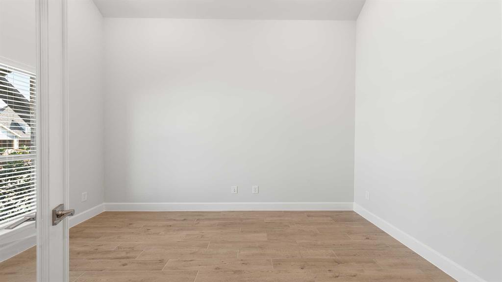 10437 Terrapin Road Fort Worth, TX 76126 - Photo 8 of 23