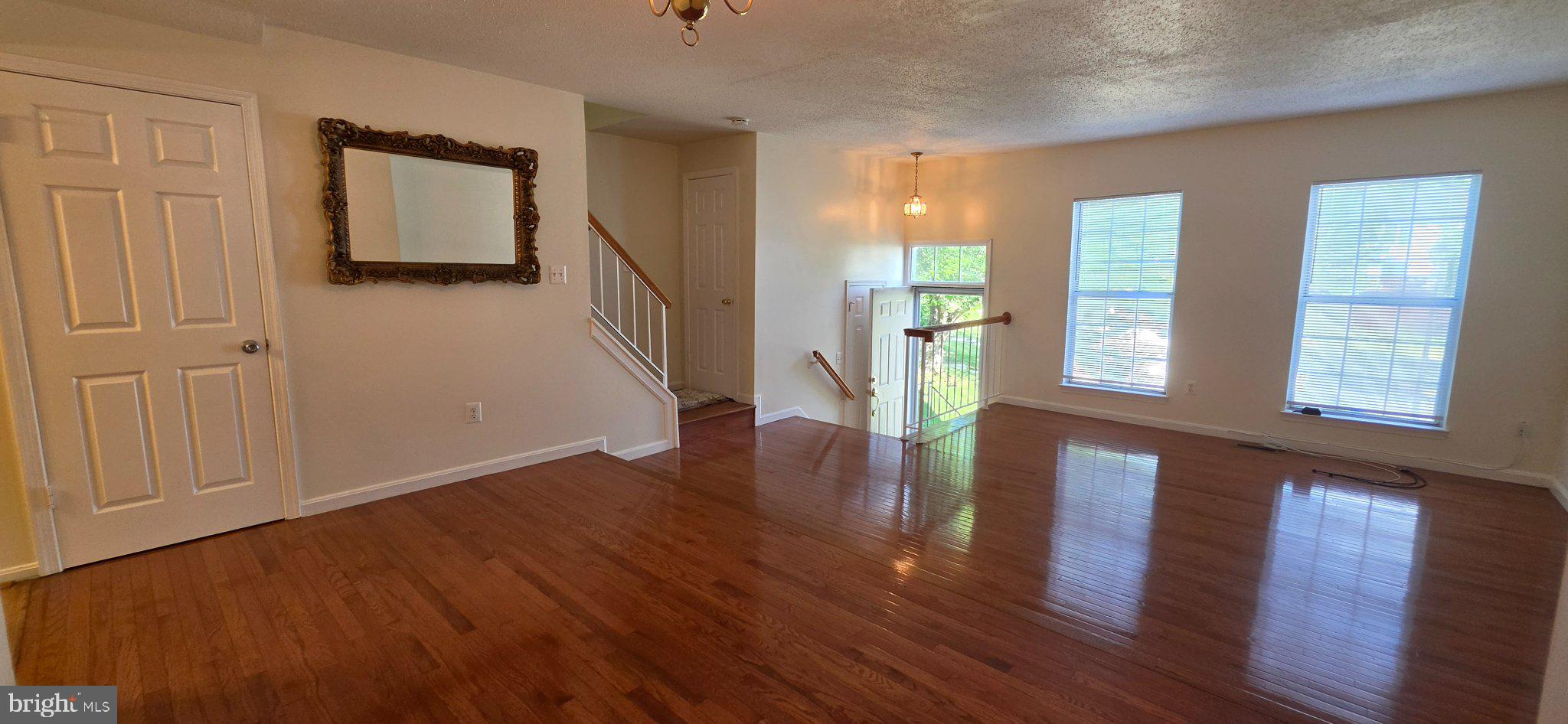 14736 McKnew Road Burtonsville, MD 20866 - Photo 6 of 37