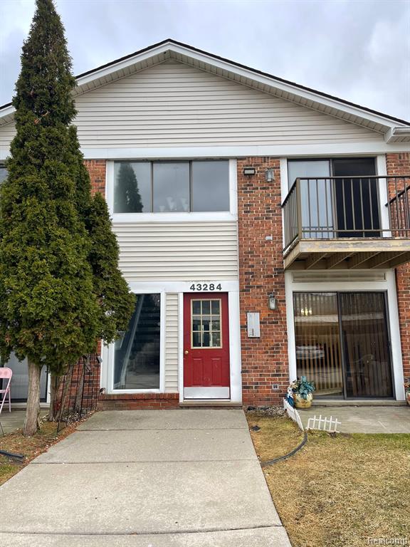 43284 Mound Road, Unit 406 Sterling Heights, MI 48314 - Photo 1 of 18 Gallery Image 1