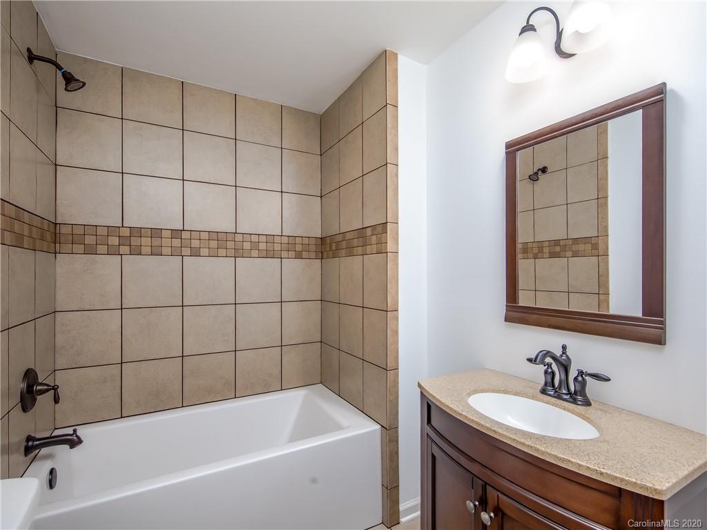 22 Kennedy Rise Hendersonville, NC 28792 - Photo 14 of 22