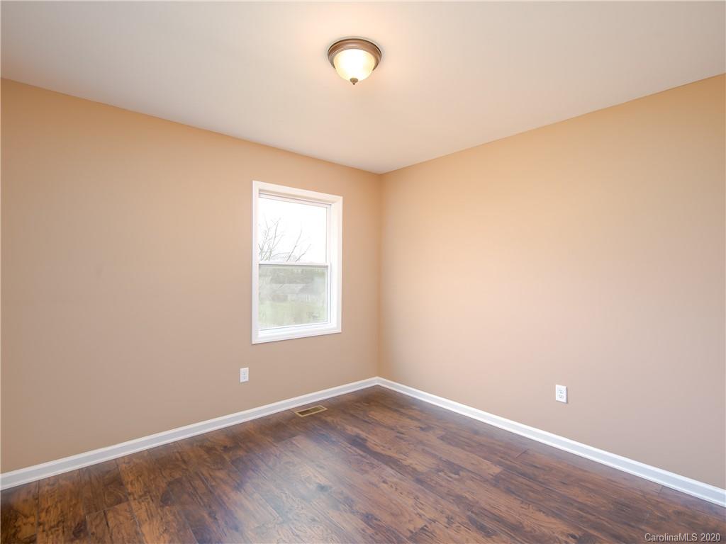 22 Kennedy Rise Hendersonville, NC 28792 - Photo 15 of 22