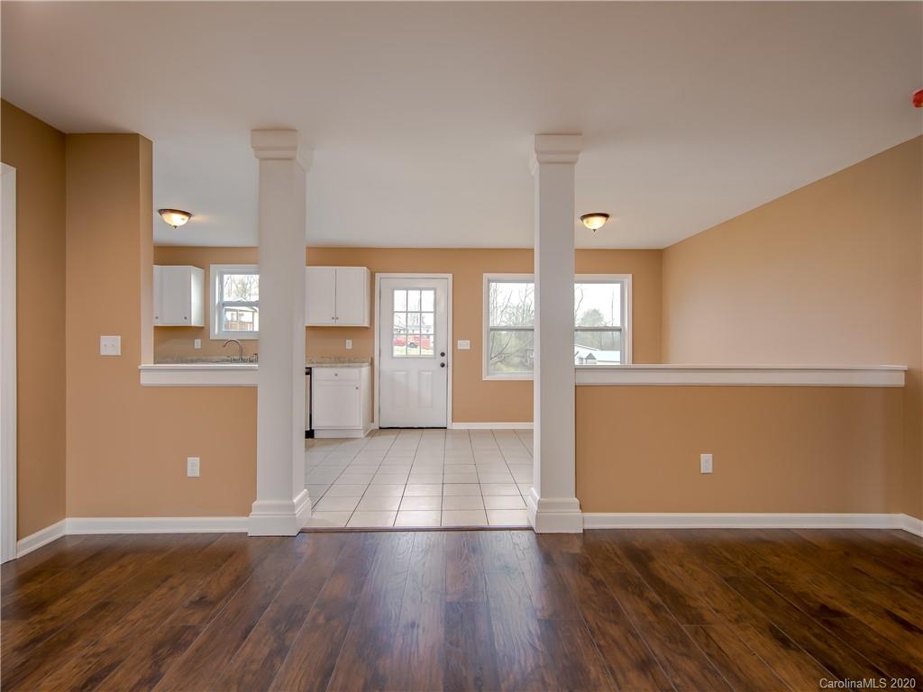 22 Kennedy Rise Hendersonville, NC 28792 - Photo 7 of 22