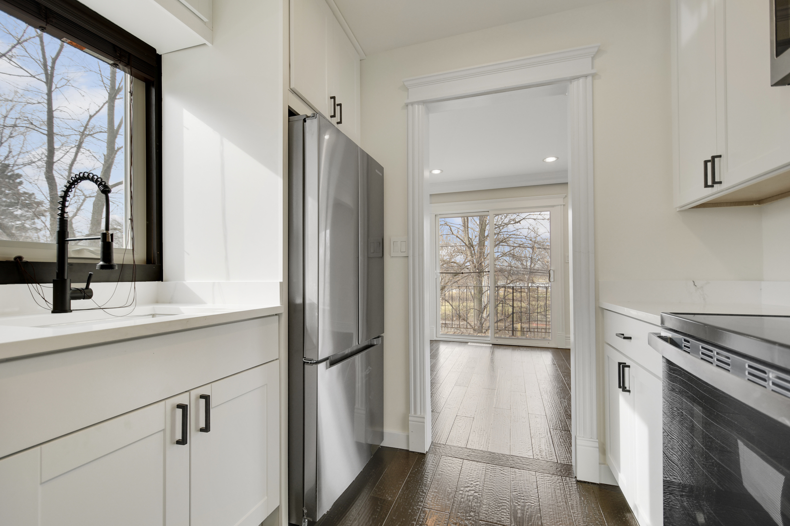 491 Old Surrey Road, Unit B Hinsdale, IL 60521 - Photo 13 of 29 a view of a kitchen with a sink and dishwasher