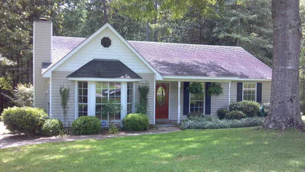 $1,200 | 141 Richmond Road, Daphne, AL 36526