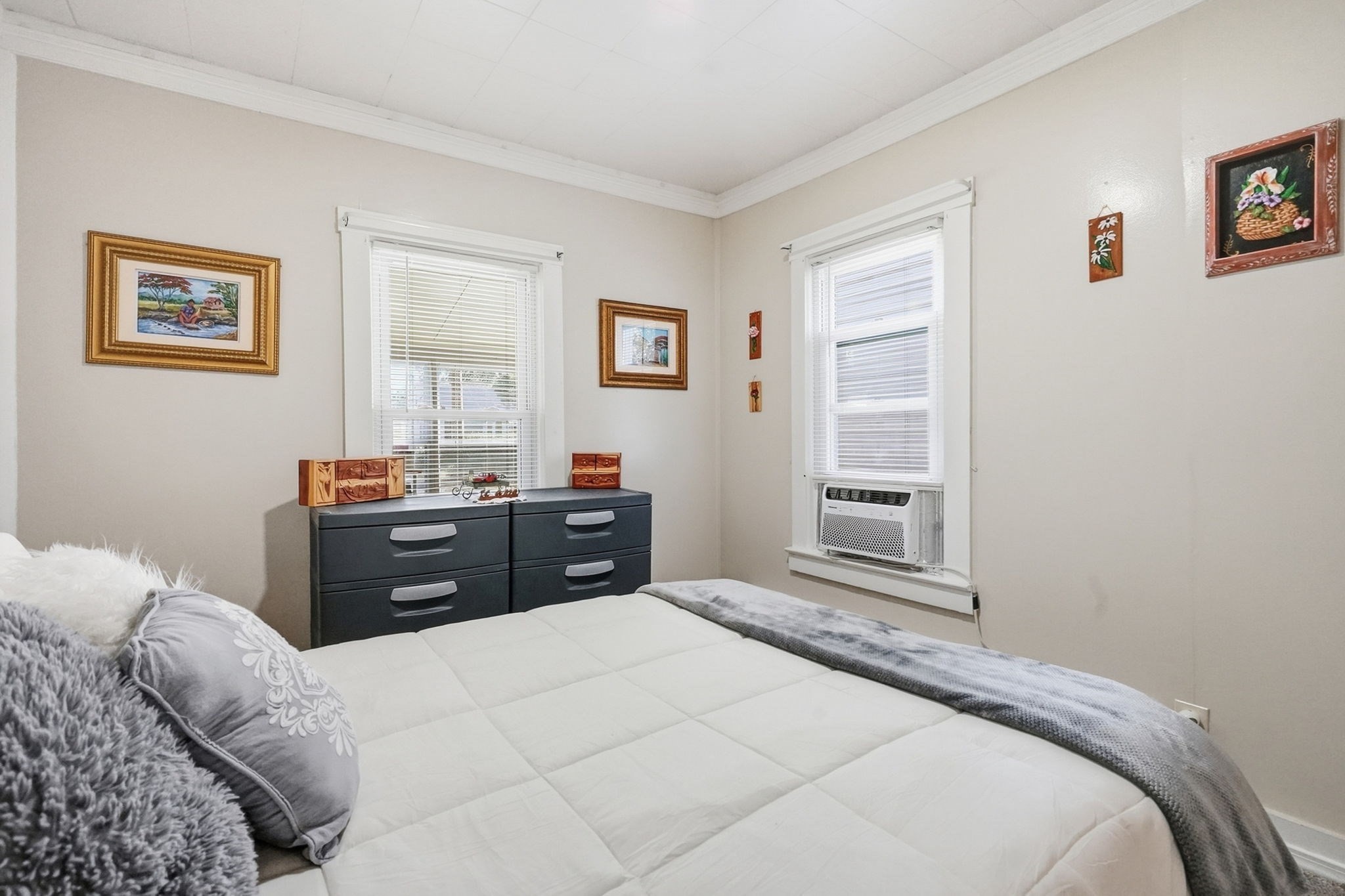 114 Hood Street Springfield, MA 01109 - Photo 16 of 34 Gallery Image 16