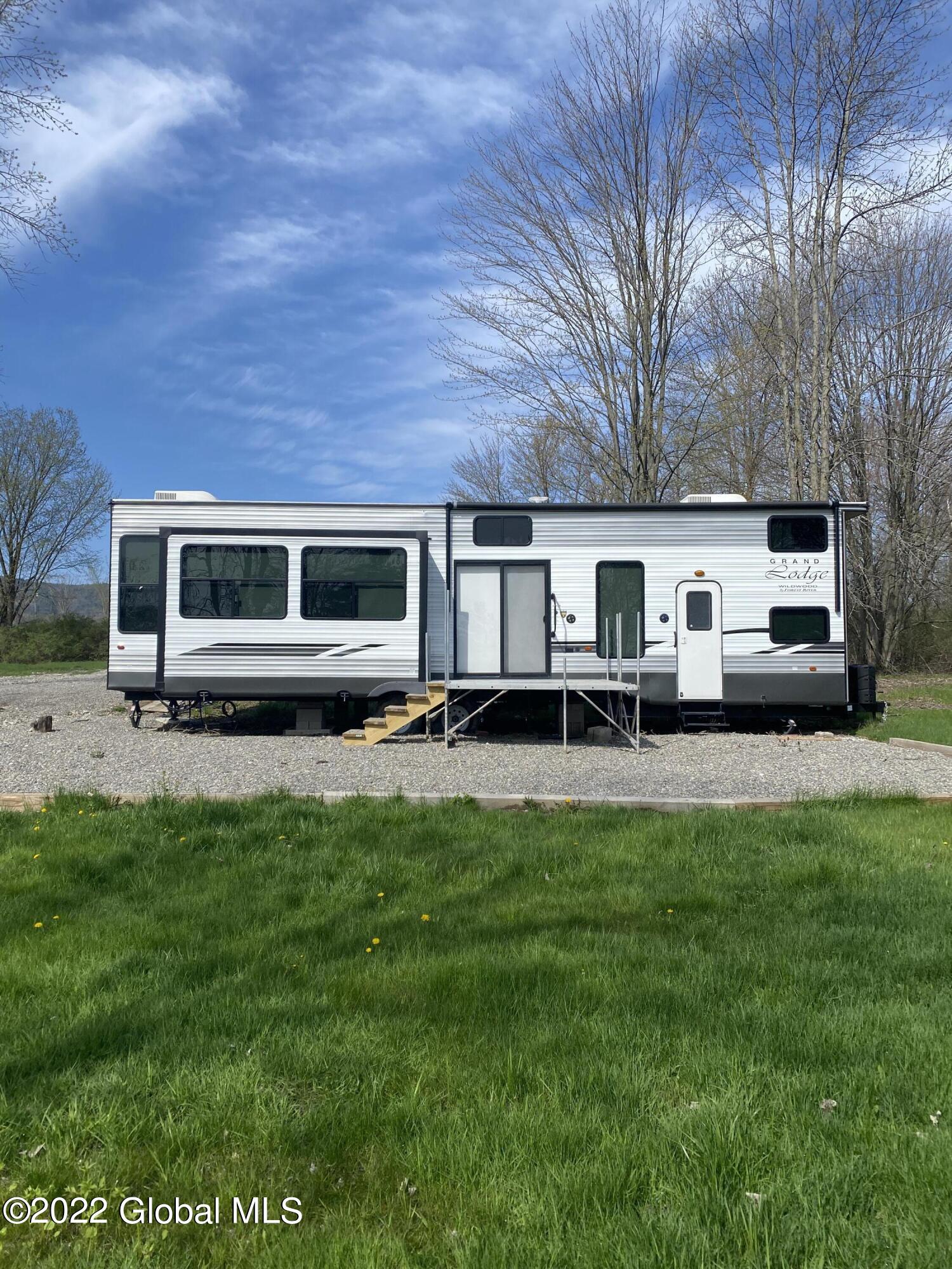 584 Bridge Road Crown Point, NY 12928 - Photo 5 of 10 D7CD1A7F-AF45-4775-9467-3C38E9B9E17A