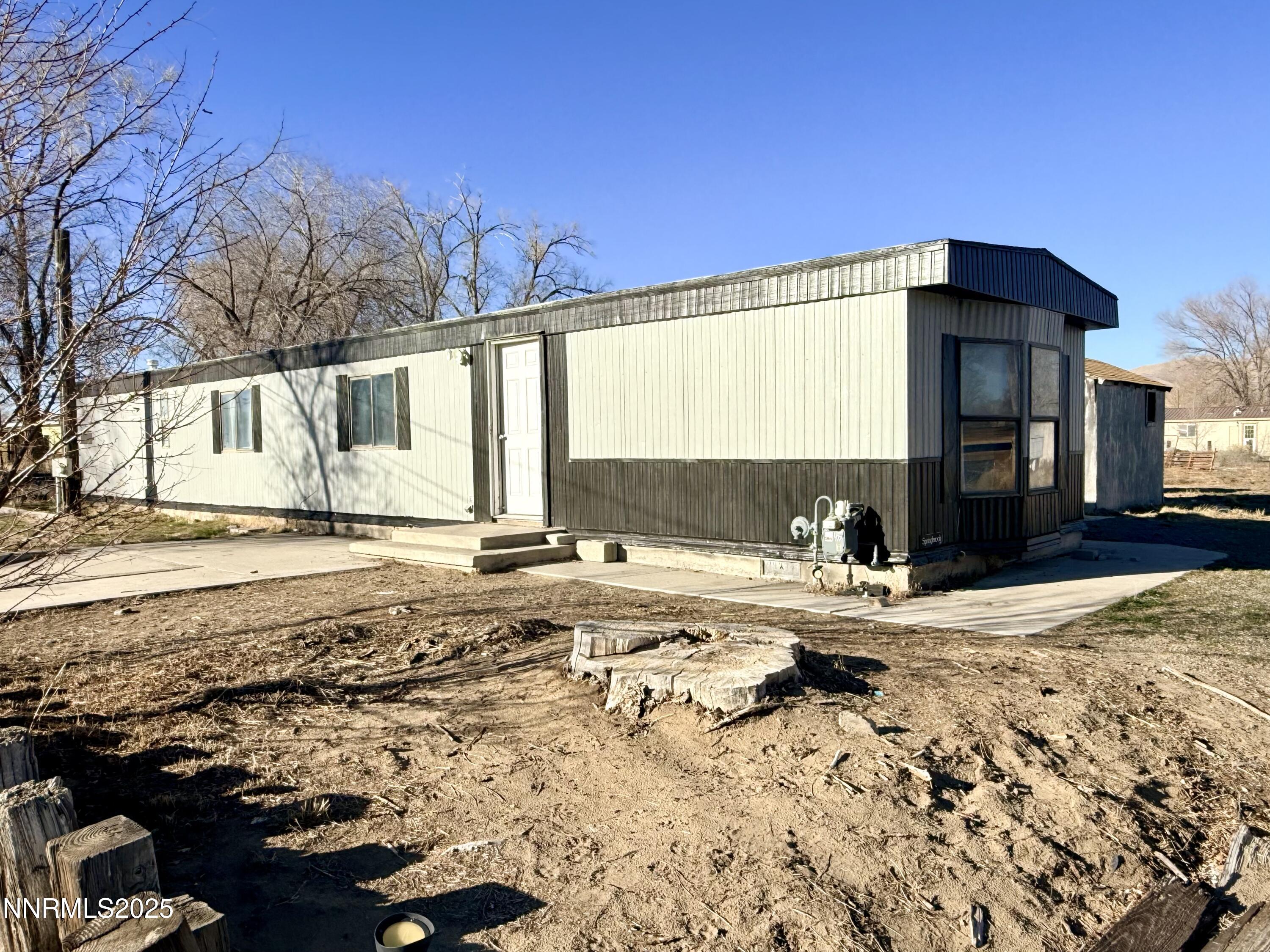 3085 Jupiter Street Winnemucca, NV 89445 - Photo 2 of 15 IMG_0123 2