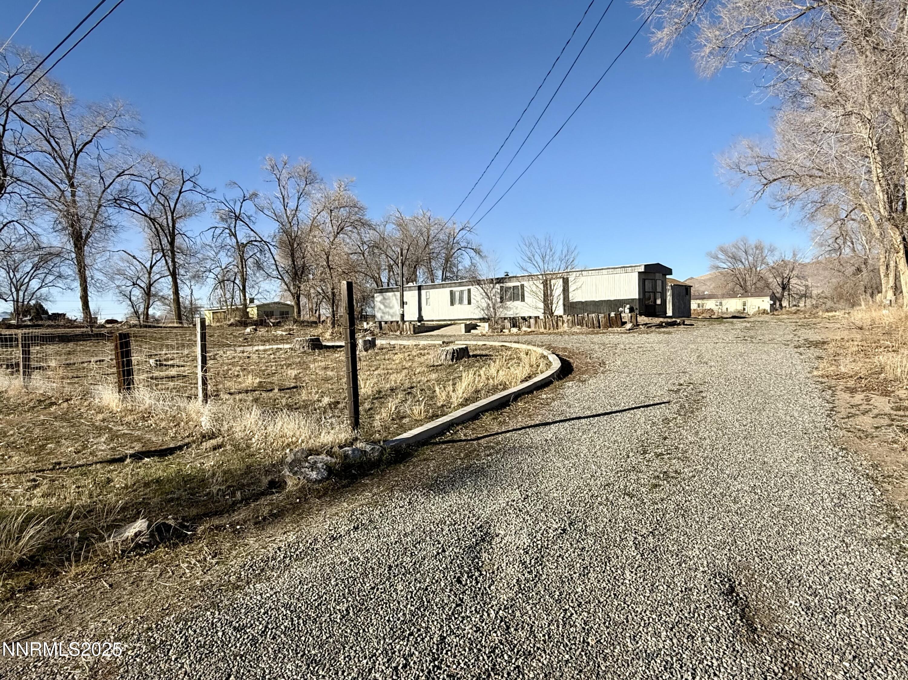 3085 Jupiter Street Winnemucca, NV 89445 - Photo 3 of 15 IMG_0121 2