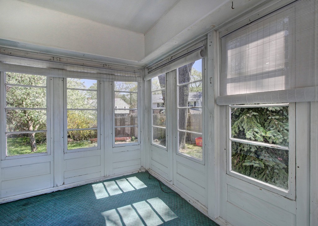 36 Karen Road Wakefield, MA 01880 - Photo 20 of 25 Gallery Image 20