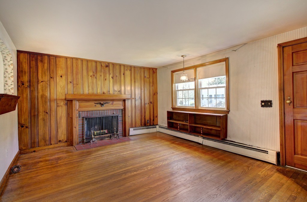 36 Karen Road Wakefield, MA 01880 - Photo 6 of 25 Gallery Image 6