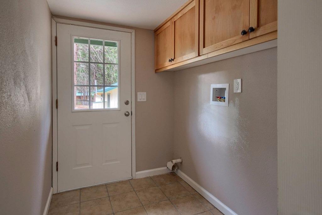 7015 Scott Road Mariposa, CA 95338 - Photo 11 of 54 Gallery Image 11