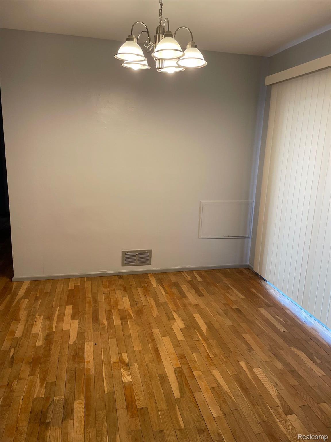 3734 Beecher Road Flint, MI 48503 - Photo 6 of 10 Gallery Image 6