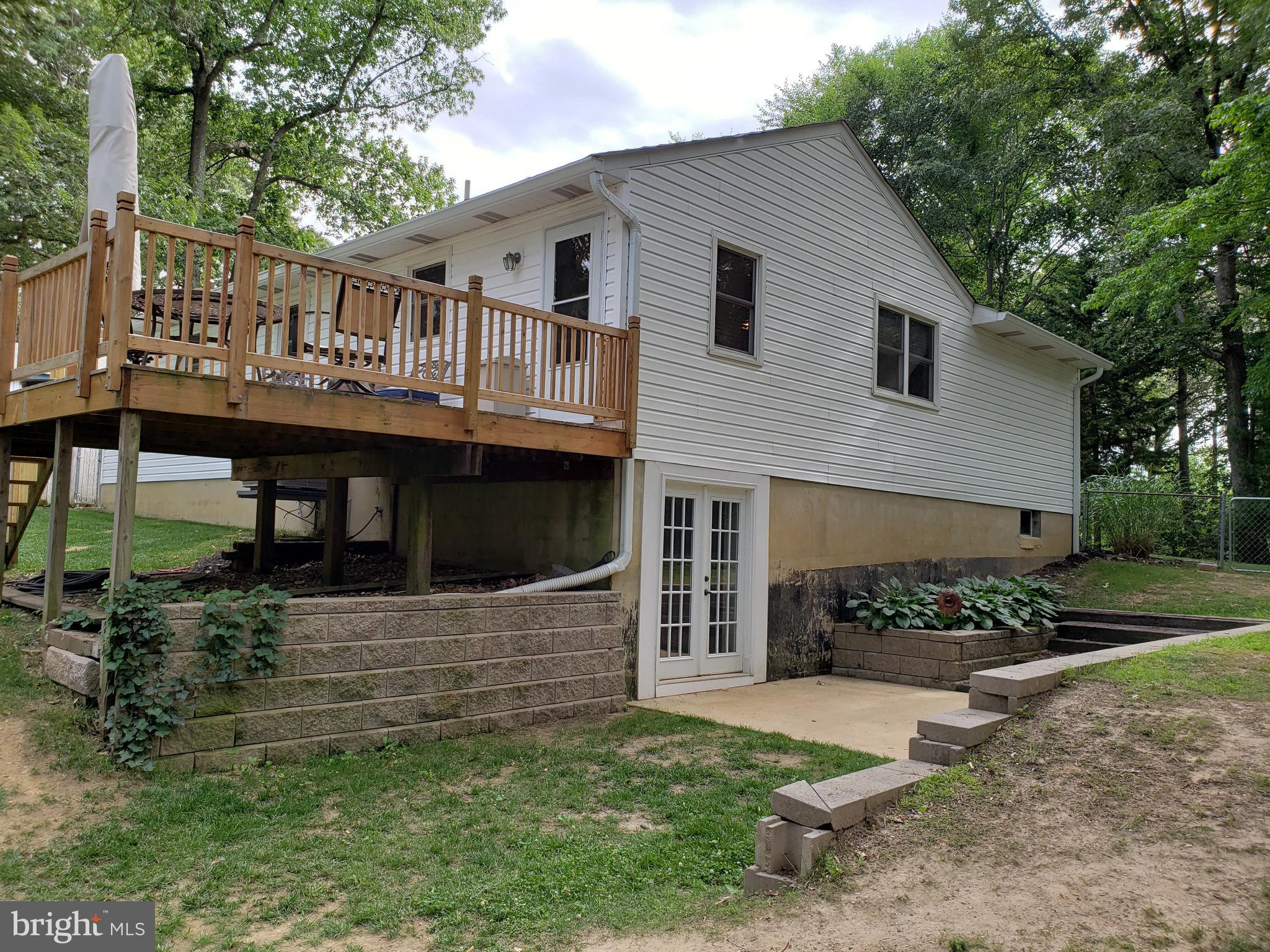 1138 Calvert Beach Road St. Leonard, MD 20685 - Photo 6 of 17 deck