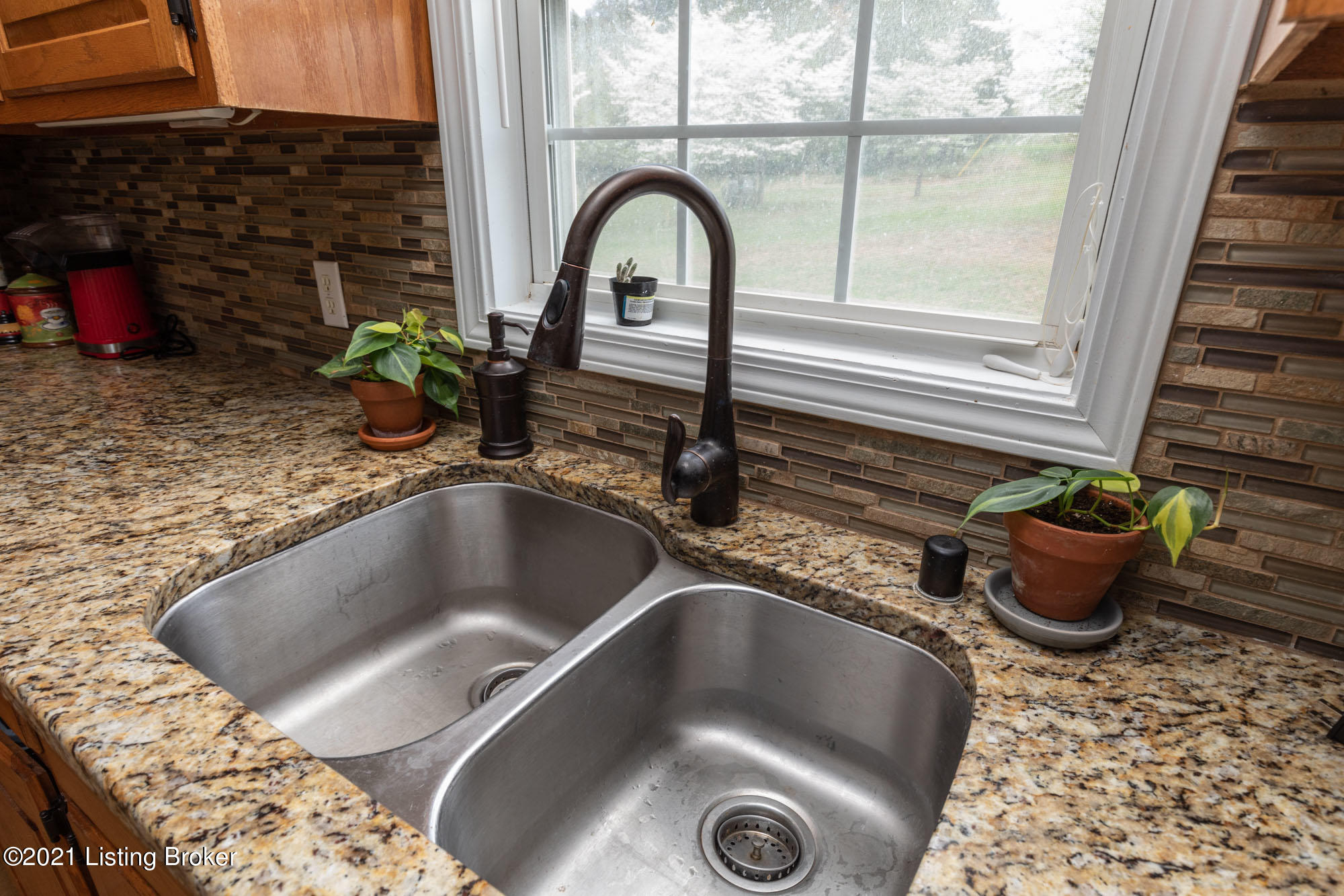 1625 Duggin Switch Road Vine Grove, KY 40175 - Photo 11 of 55 DugginsSwitch016