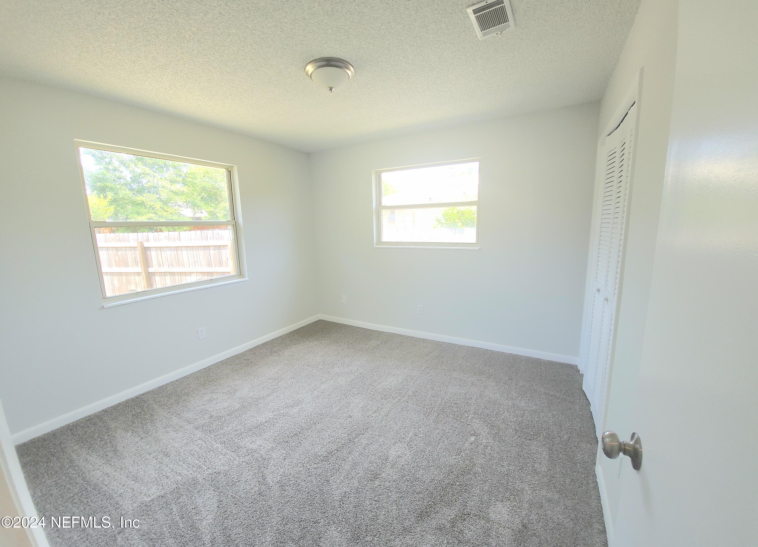6151 Round Lake Road South Jacksonville, FL 32277 - Photo 21 of 22 20240417_135122