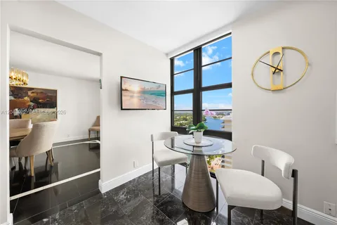 $1,799,000 | 5500 Collins Avenue, Unit 1902, Miami Beach, FL 33140