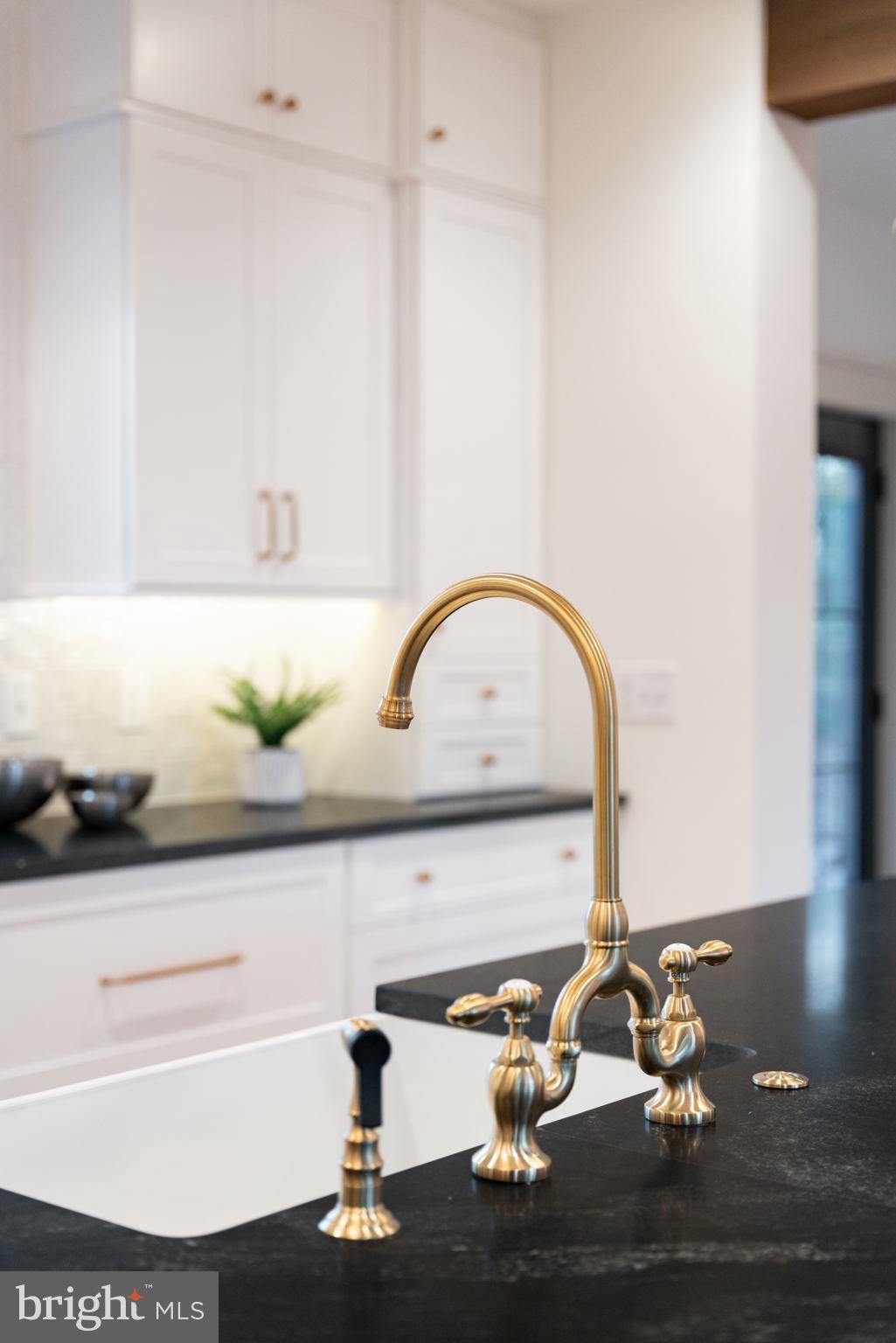 303 Irish Road Berwyn, PA 19312 - Photo 45 of 54