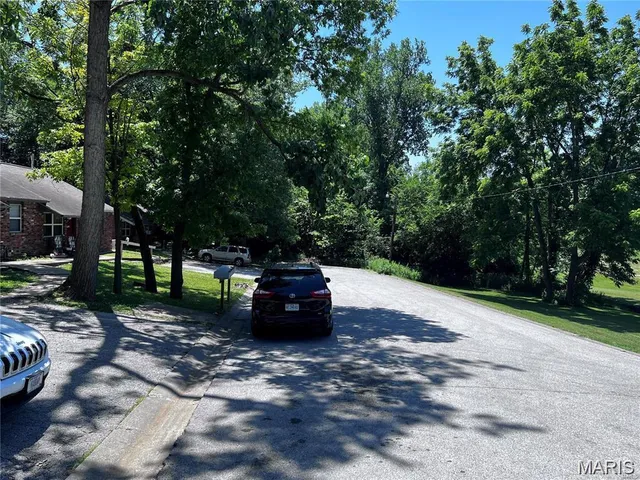 $99,000 | 5 South Park Drive, Hannibal, MO 63401